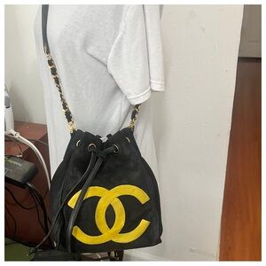 Authentic Vintage Chanel Suede CC Logo Drawstring Chain Bucket Women Bag